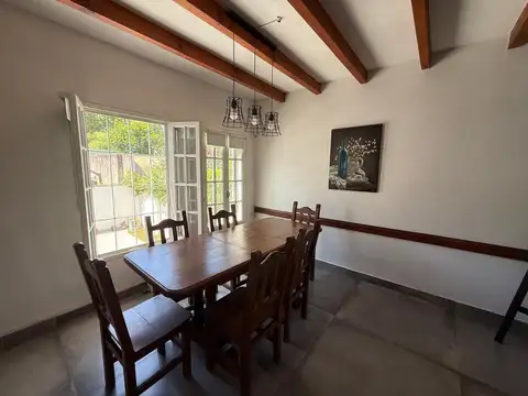 VENTA CASA 4 AMB COCHERA BERNAL APTO CREDITO