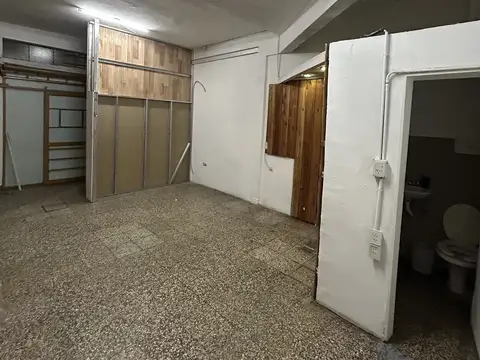 Local en Alquiler en San Antonio de Padua, $ 800.000