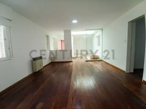 VENTA CASA 3 DORM BARRIO PARQUE HORIZONTE ZONA SUR