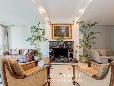 Casa 7 ambientes con 6 baños