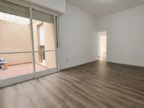 Depto Tipo Casa en Alquiler de 3 ambientes