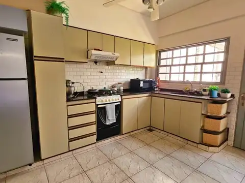 Alquiler de casa en Villa del Parque con Jardín