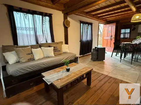Casa 3 ambientes con 1 baño