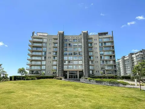 Departamento en Venta con 4 cocheras