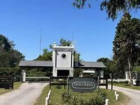 Terreno / Lote en venta de 2007.8m2 ubicado en Santa Catalina 2