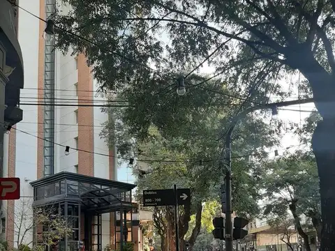 Depto Tipo Casa en Alquiler de 4 ambientes