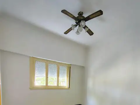 Depto Tipo Casa 5 ambientes con 1 baño