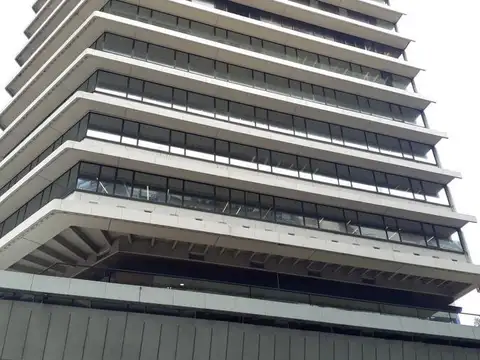 Torre corporativa de primer nivel. Piso alto, 448 m2.- 2 Cocheras - Venta - Catalinas