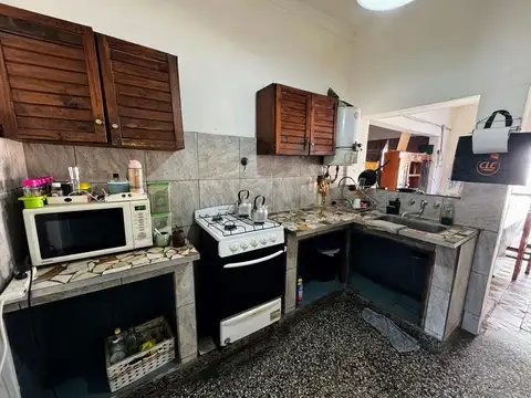 Casa en Venta en Cazon, USD 70.000