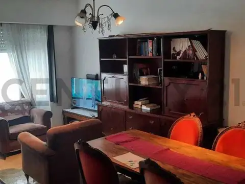 San Luis 2000, Piso 9