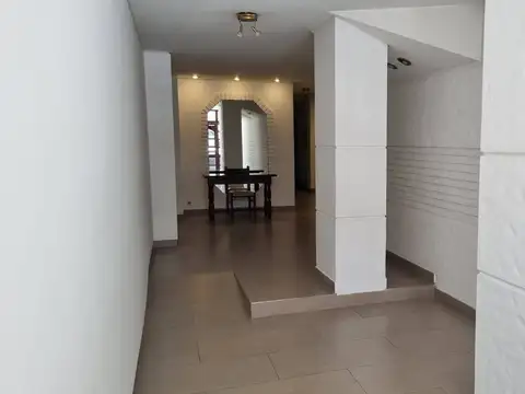 Av. San Juan 2900, Piso 1