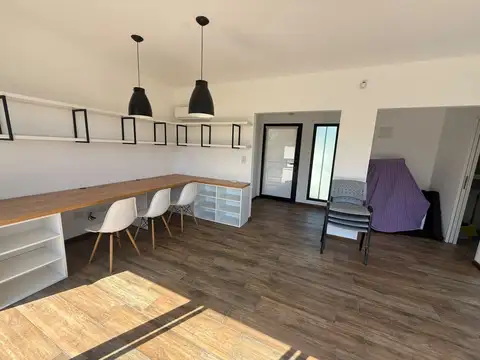 Oficina en venta en Villa Elisa