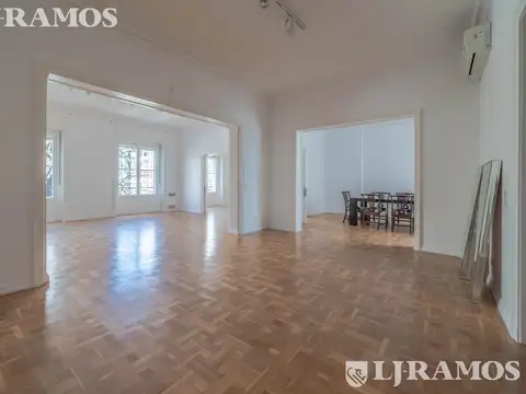 Departamento en Alquiler de 5 ambientes