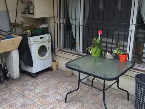 Departamento en Venta en Villa Luzuriaga, USD 110.000