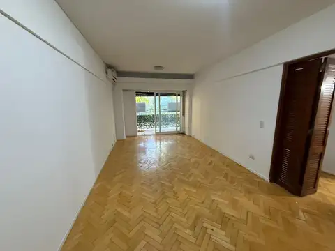 Departamento en alquiler en Palermo de 3 ambientes con dependencia