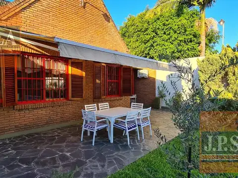 Casa 4 ambientes con 3 baños