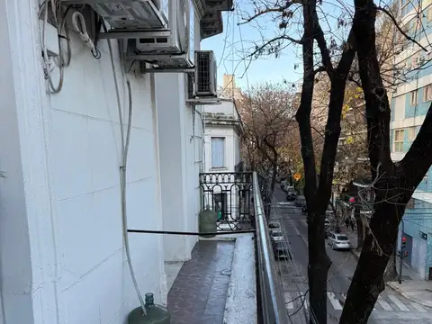 Depto Tipo Casa en Venta 45 años