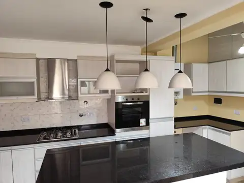 Casa en Alquiler 30 años