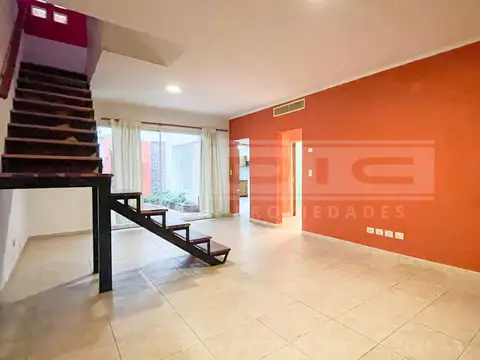 Casa en Alquiler de 2 dormitorios