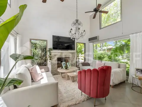 Casa en Venta en Villa Rosa, USD 275.000