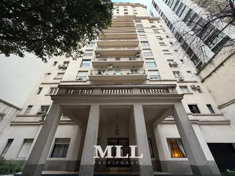 Libertad  y Av. Alvear. Piso 13, super luminoso! Cochera, vig. 24 hs!