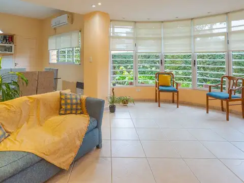 CASA 4 Amb, Coch, Jard, Terr, A/CRE, RAMOS MEJIA N