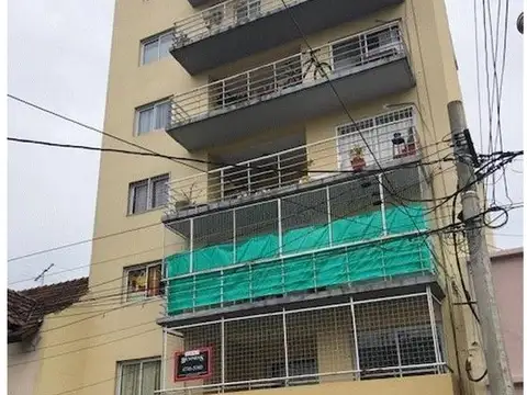 DEPTO 2 AMB.  MUY LUMINOSO!