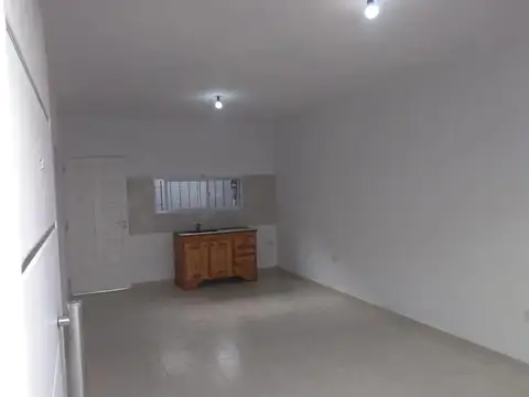 Departamento en Alquiler en Bella Vista, $ 700.000