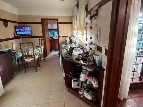 Casa 5 ambientes con pileta