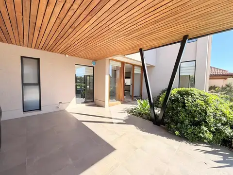 Casa en Venta en San Sebastian, USD 600.000