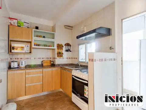 Departamento 4 ambientes con 2 baños