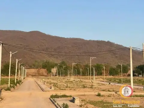 Jardines del Valle, Cerrillos