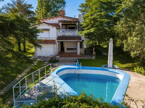 VENTA 2 CASAS EL DIQUECITO LA CALERA 1500 METROS