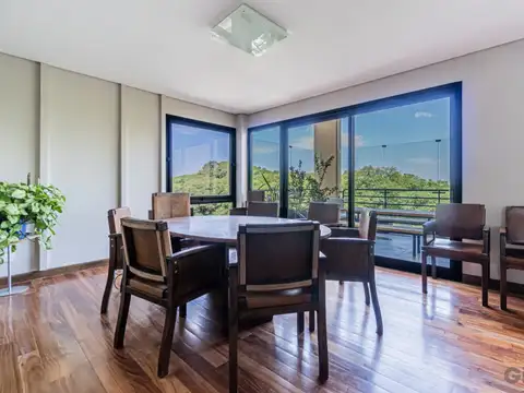 Departamento en Alquiler de 5 ambientes