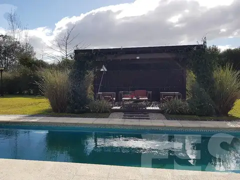 Casa en Alquiler en Fincas de San Vicente, USD 2.700