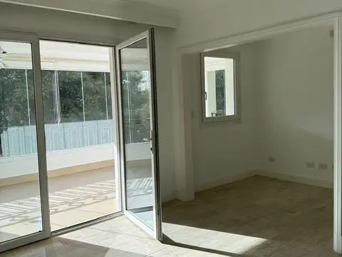 Departamento en Venta en Acassuso Libertador  /  Solis, USD 1.150.000