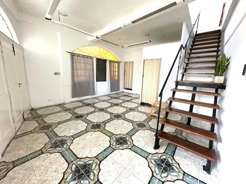 Depto Tipo Casa en Alquiler de 2 dormitorios
