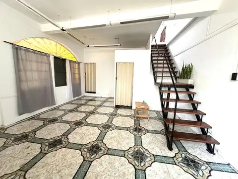 Depto Tipo Casa en Alquiler en Bernal, $ 1.200.000