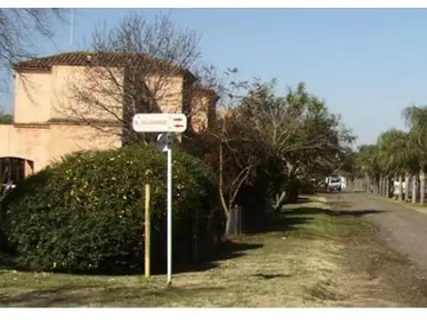 Terrenos en Country &quot;Portal Del Sol&quot;, San Lorenzo.