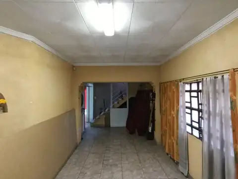 CASA VENTA 3 DORM, PATIO Y COCHERA-ECHESORTU