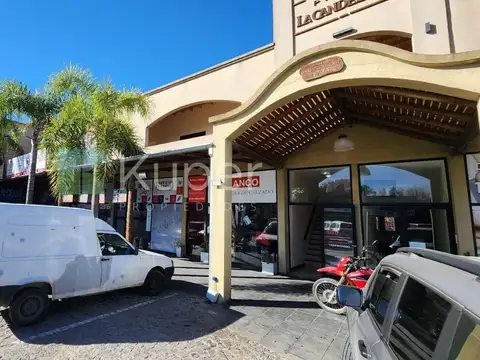 Venta en block centro comercial en Pilar, G.B.A. Zona Norte, Argentina