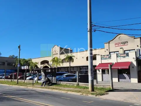 Venta en block centro comercial en Pilar, G.B.A. Zona Norte, Argentina