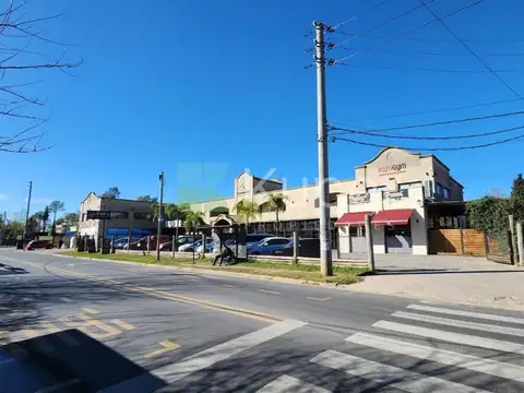 Venta en block centro comercial en Pilar, G.B.A. Zona Norte, Argentina