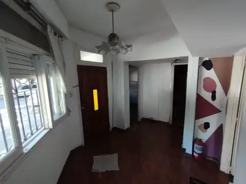 Depto Tipo Casa en Venta de 4 ambientes