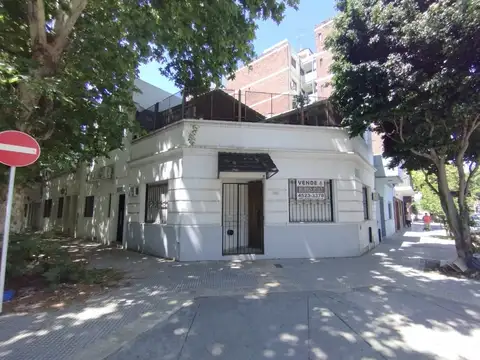 VILLA DEL PARQUE PH TIPO CASA 4 AMB EN VENTA  RETASADO CON RENTA