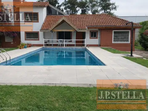 Fracción Industrial 8.843 m² c/ Galpón 1260 m² y Vivienda 7 amb 312 m² - Loma Hermosa