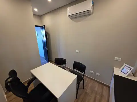 Alquiler de oficina amoblada en Dorrego