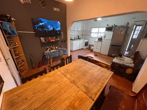 Avenida Justo José De Urquiza 4300