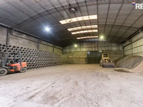 VENTA GALPÓN EN BERAZATEGUI DE 2536 M2 TOTALES