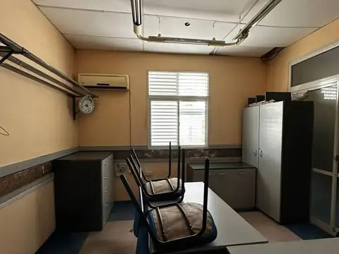 Gran propiedad, muy versátil ideal uso profesional